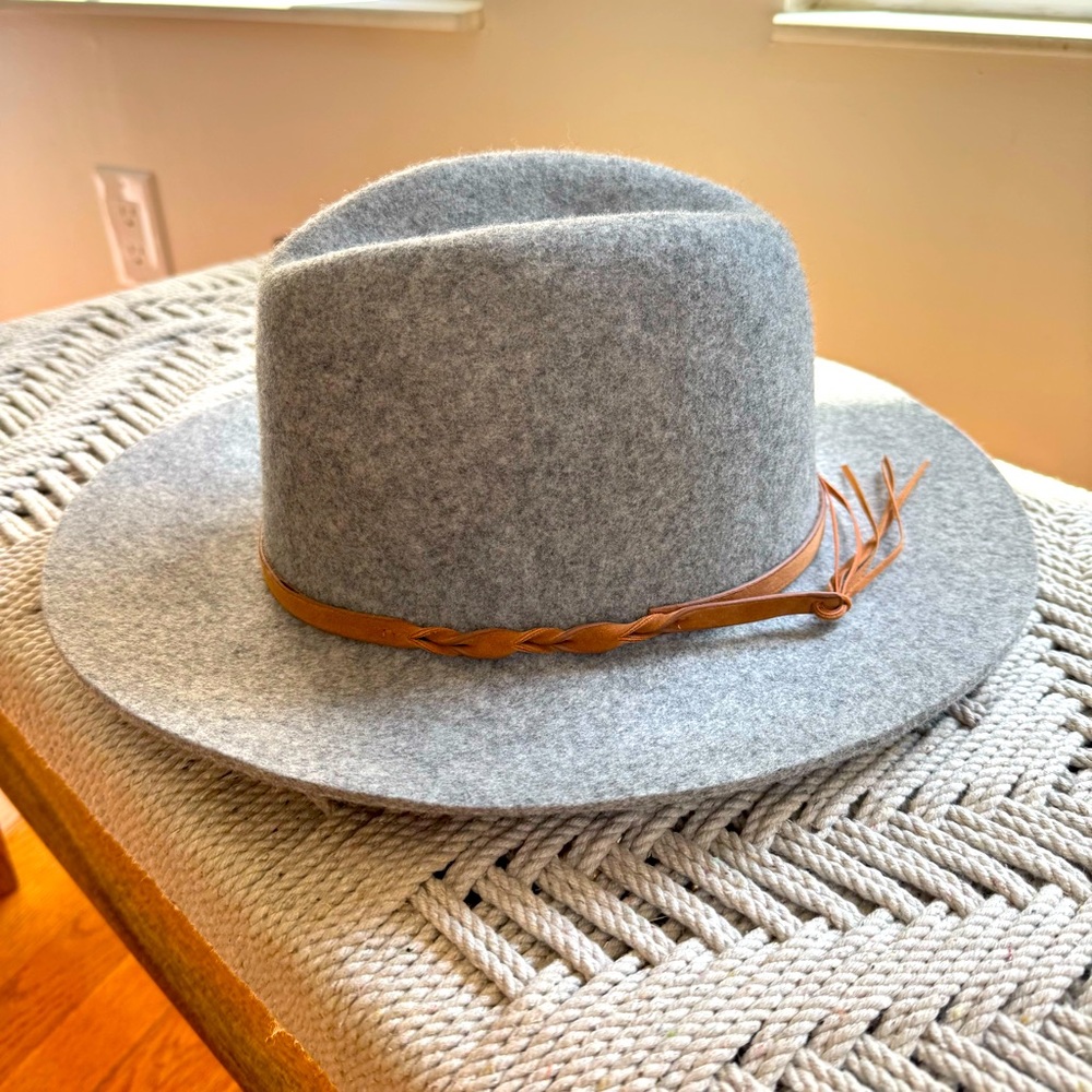 Target 100% Wool Light‎ Gray Wide Brim Fedora Hat Size M/L